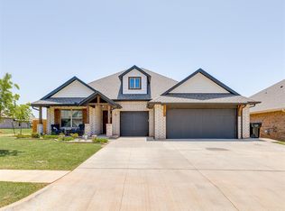 1512 NE 33rd Ter, Moore, OK 73160