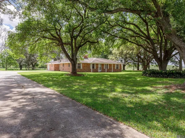 6010 Highway 22, Sorrento, LA 70778