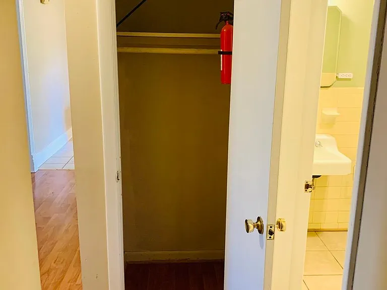 538 E Market St #2 — Photo 7