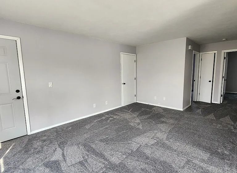 1036 Meadow St. - 2bed/1bath units — Photo 2