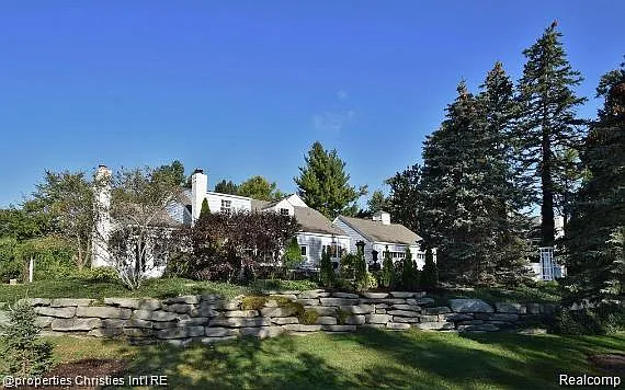 275 Barden Rd — Photo 42
