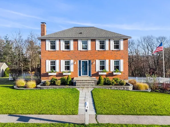 9 Colburn St, Burlington, MA 01803