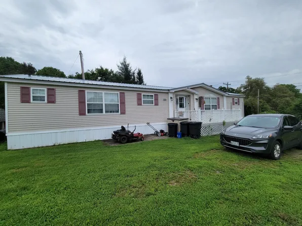 152 W Main Street, Stockton Springs, ME 04981