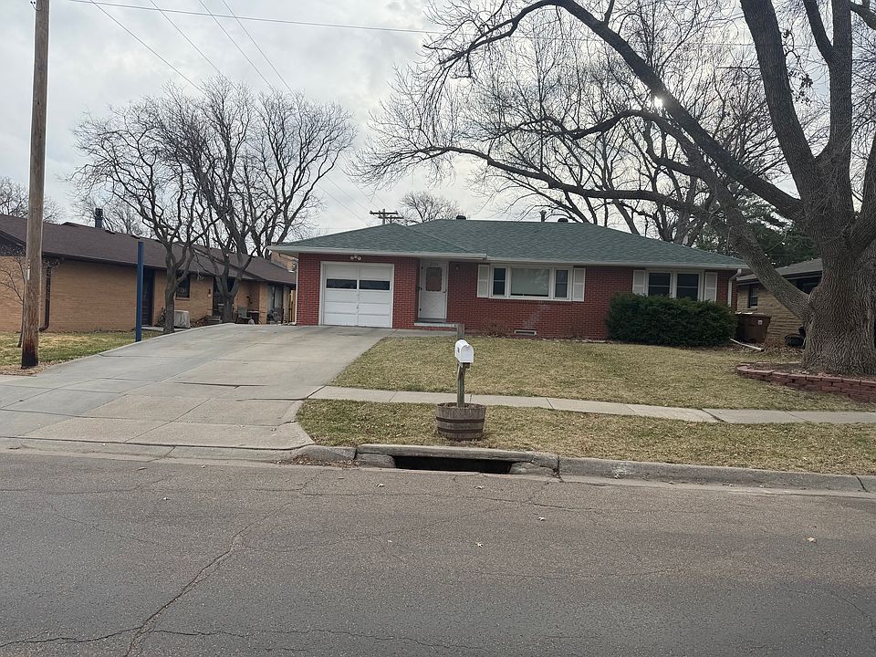 1st image of 2700 S 44th St