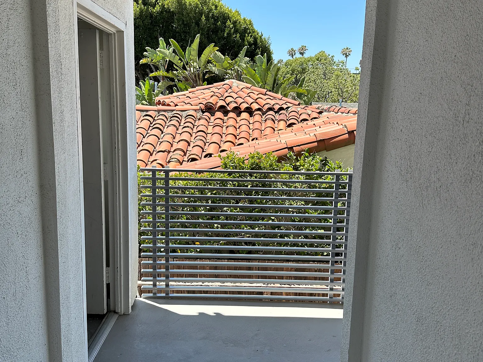 2 bed, 1000 sqft, $6,000 — Photo 4