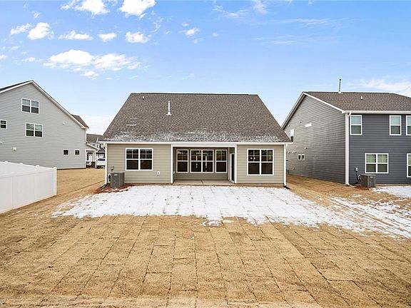 2nd image of 1539 Peabody Ct