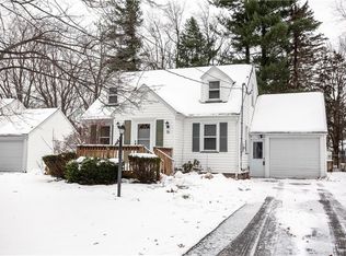 31 Chestnut Ridge Rd, Rochester, NY 14624