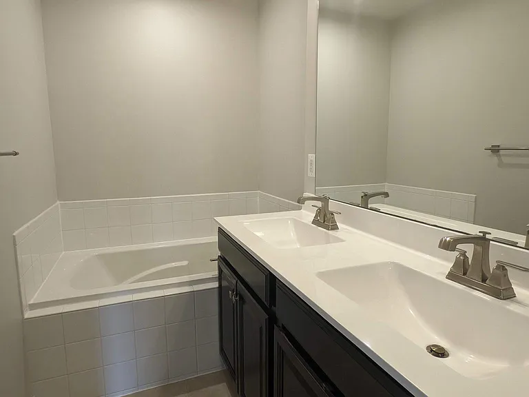 42595 Burbank Ter — Photo 18