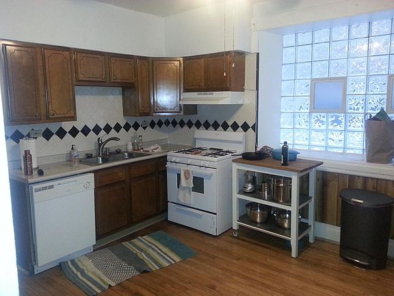 2nd image of 2322 W Huron St #1F