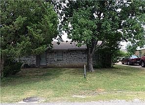 1st image of 829 Twilight Dr