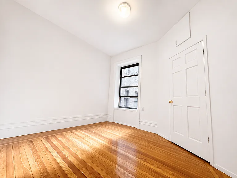 182 Claremont Ave #1 — Photo 6