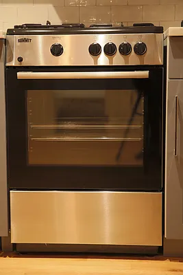 Rented by Prime Square Realty | media 28