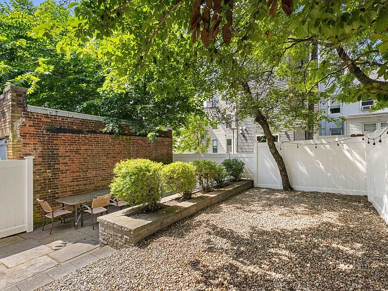 61 Reservoir Ave #3 — Photo 16