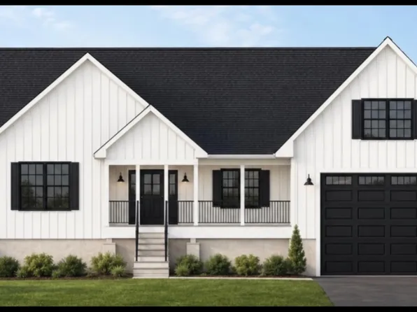 800 Lasso Ct S, Hawley, PA 18428