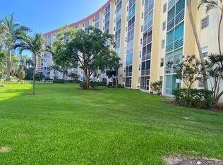 2731 NE 14th Street Cswy APT 101, Pompano Beach, FL 33062