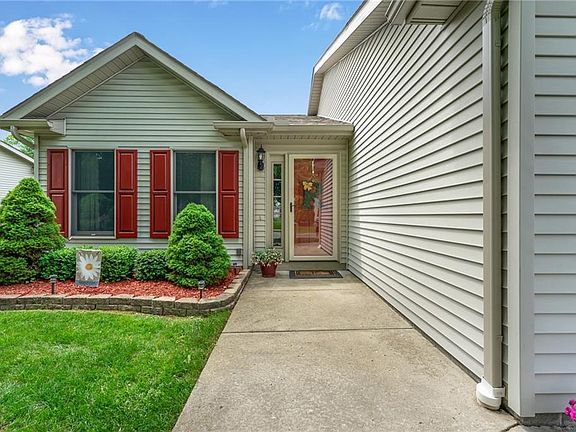 3rd image of 5042 Winthrop Dr
