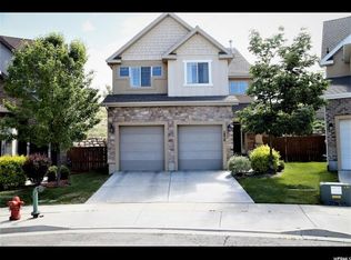 2836 W Silverbrook Ct, Lehi, UT 84043