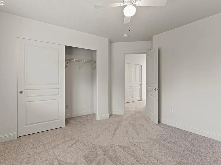 8020 NE 20th St — Photo 12