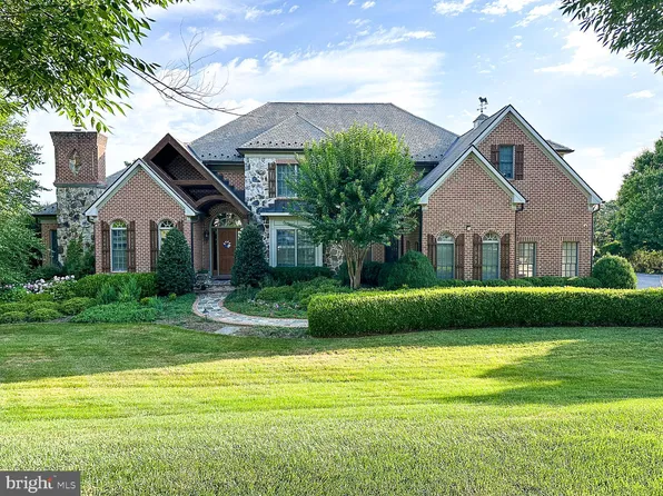 12403 Hunters Gln, Owings Mills, MD 21117
