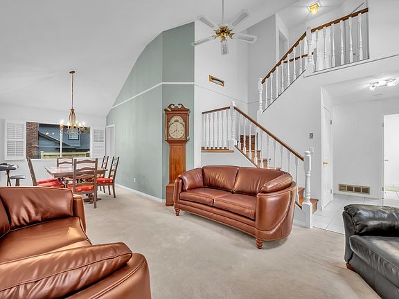 2nd image of 6833 Nicholson Rd