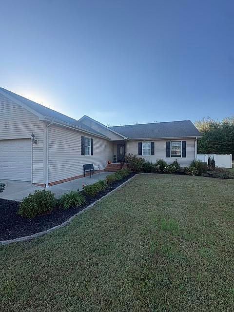 1st image of 321 Chadwick Dr