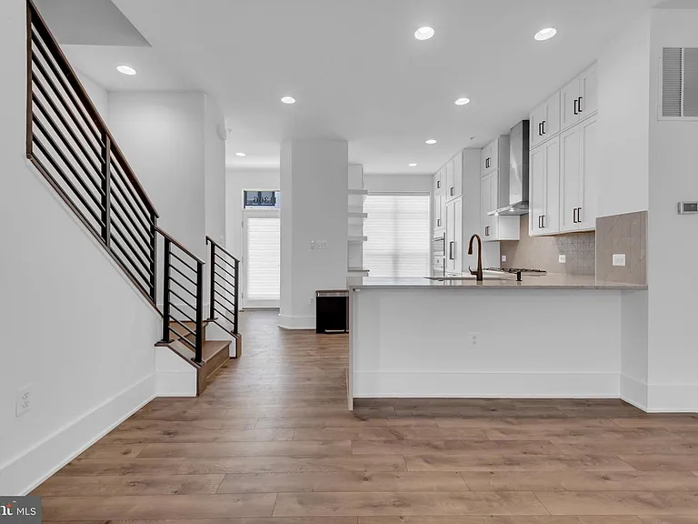 11366 Emerald Park Rd — Photo 19