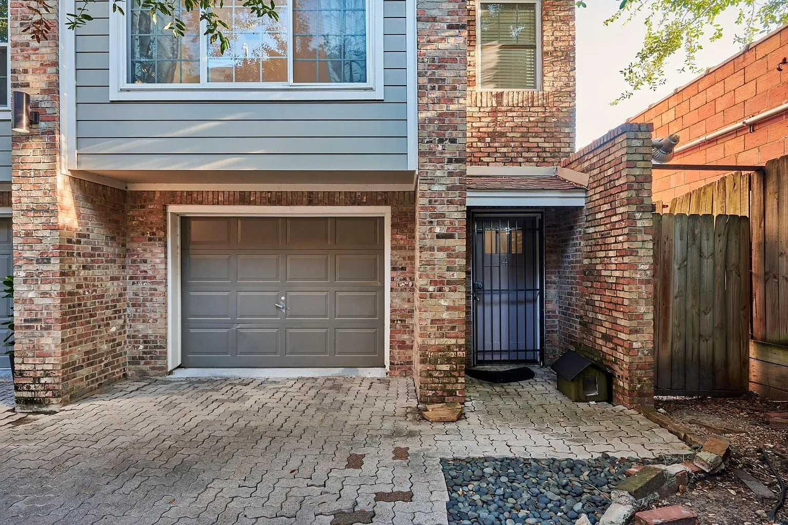 1 bed, 1.0 bath, 918 sqft, $1,850 — Photo 1