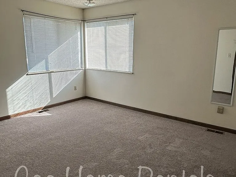 543 S Paula Ave #C — Photo 13