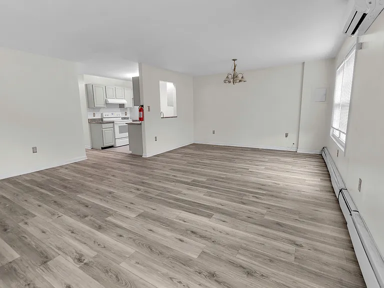 65 Montgomery Ave #G1 — Photo 11