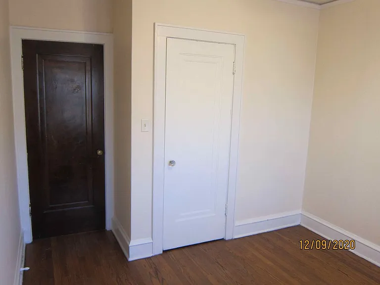 3807 N Oakland Ave #8 — Photo 6