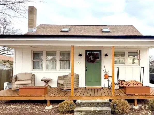 35 Island Ave, Portsmouth, RI 02871
