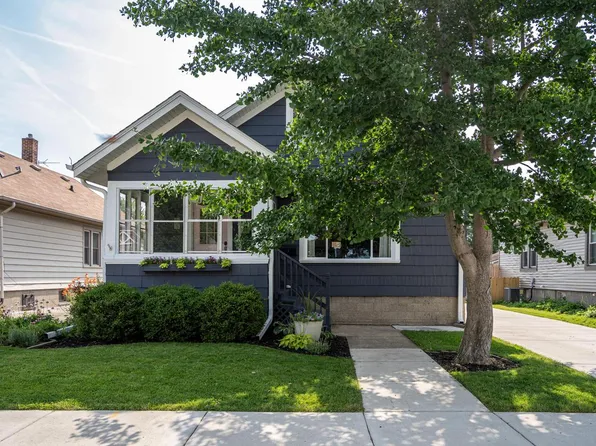 6033 34th AVENUE, Kenosha, WI 53142