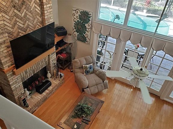 4th image of 641 N Longview Pl