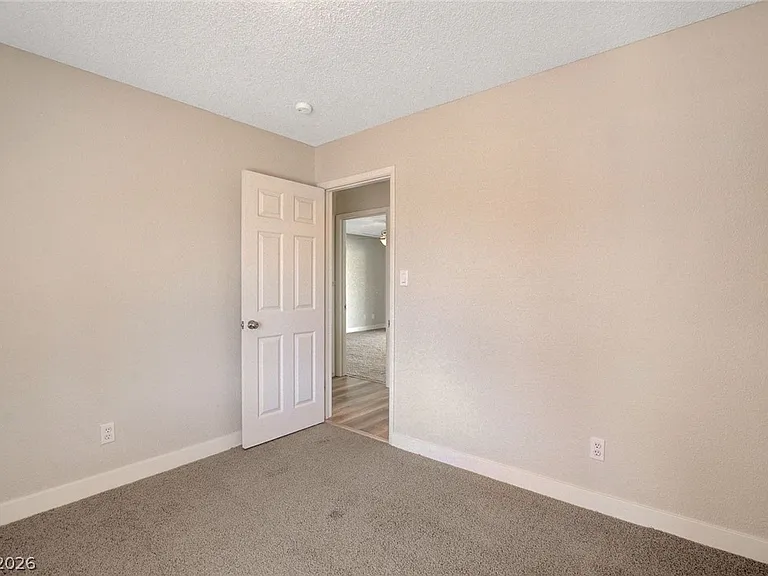 1784 Crest Ave — Photo 13