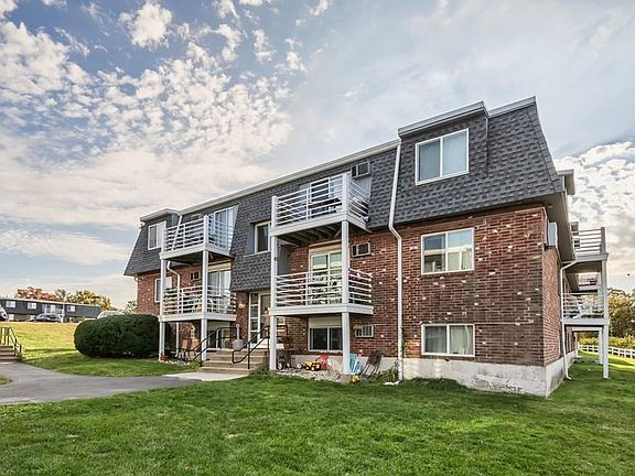 5th image of 145 Essex Ave #421