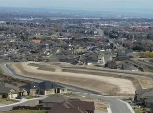 556 Ferrara Ln, Richland, WA 99352
