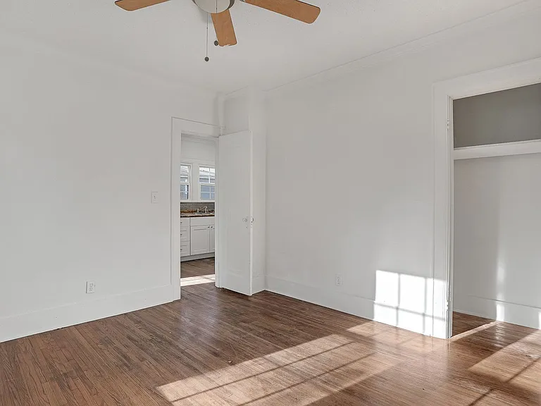 409 Booth Rd — Photo 2