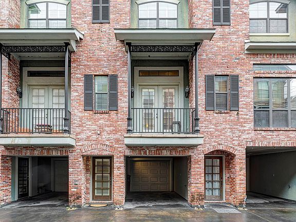 2nd image of 2346 Camden Dr APT C