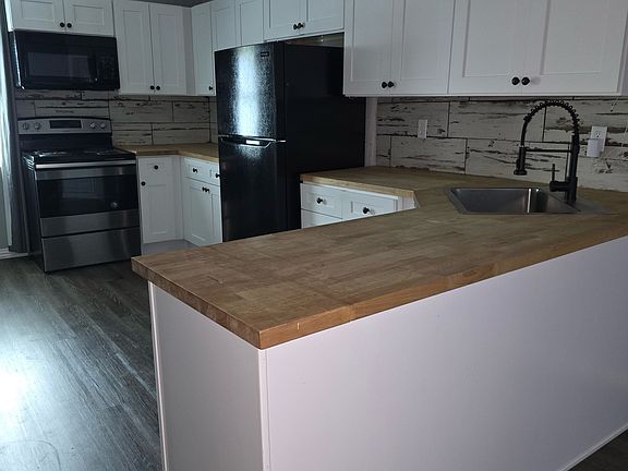 2nd image of 501 NW 6th St #5