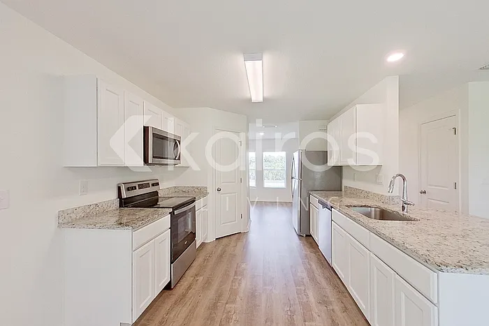 18354 Koala Ave — Photo 10