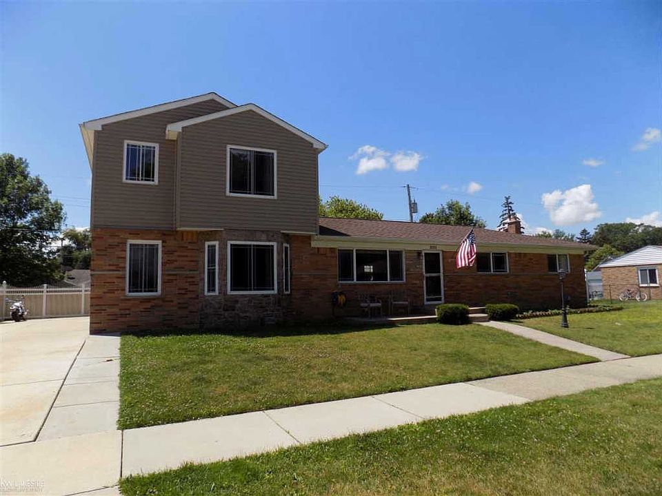 1st image of 22312 Lakeshire St
