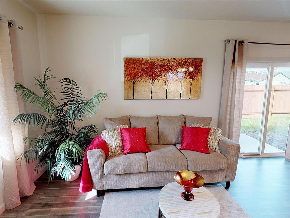 1st image of 3901 San Carlos Way