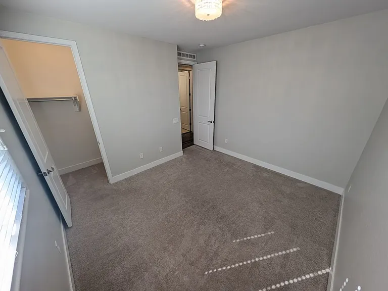 3622 Portiani Dr — Photo 32