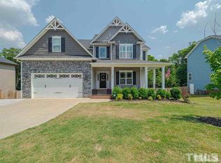 292 Summit Overlook Dr, Clayton, NC 27527