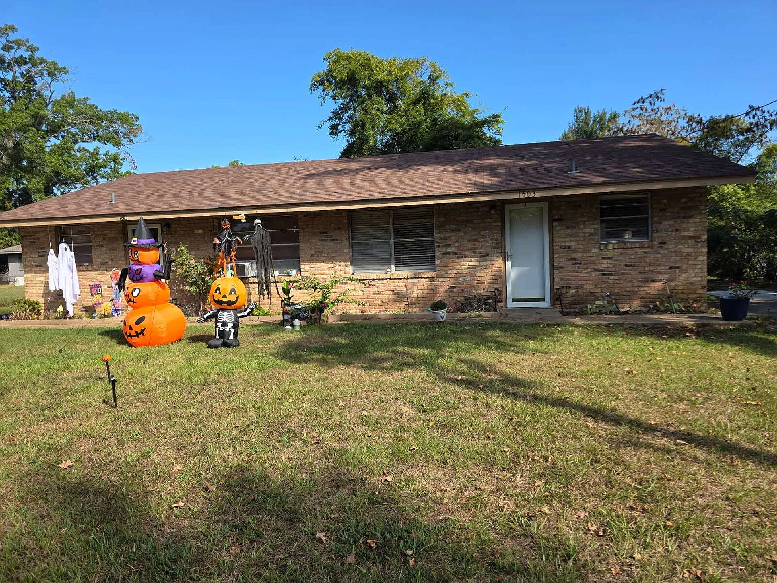 2 bed, 1.0 bath, $1,000 — Photo 4