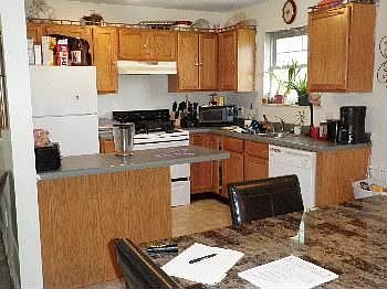 4th image of 3648 Market Ave