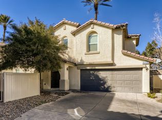 8208 Wildwood Glen Dr, Las Vegas, NV 89131