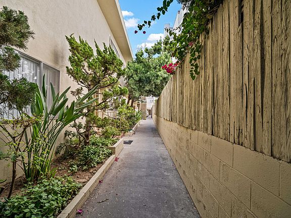 5th image of 11861 Texas Ave APT 2