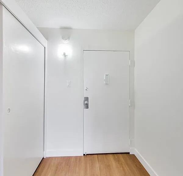 4350 Kirkham Street — Photo 11