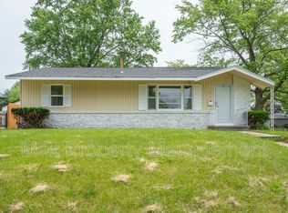 4001 83rd St, Urbandale, IA 50322